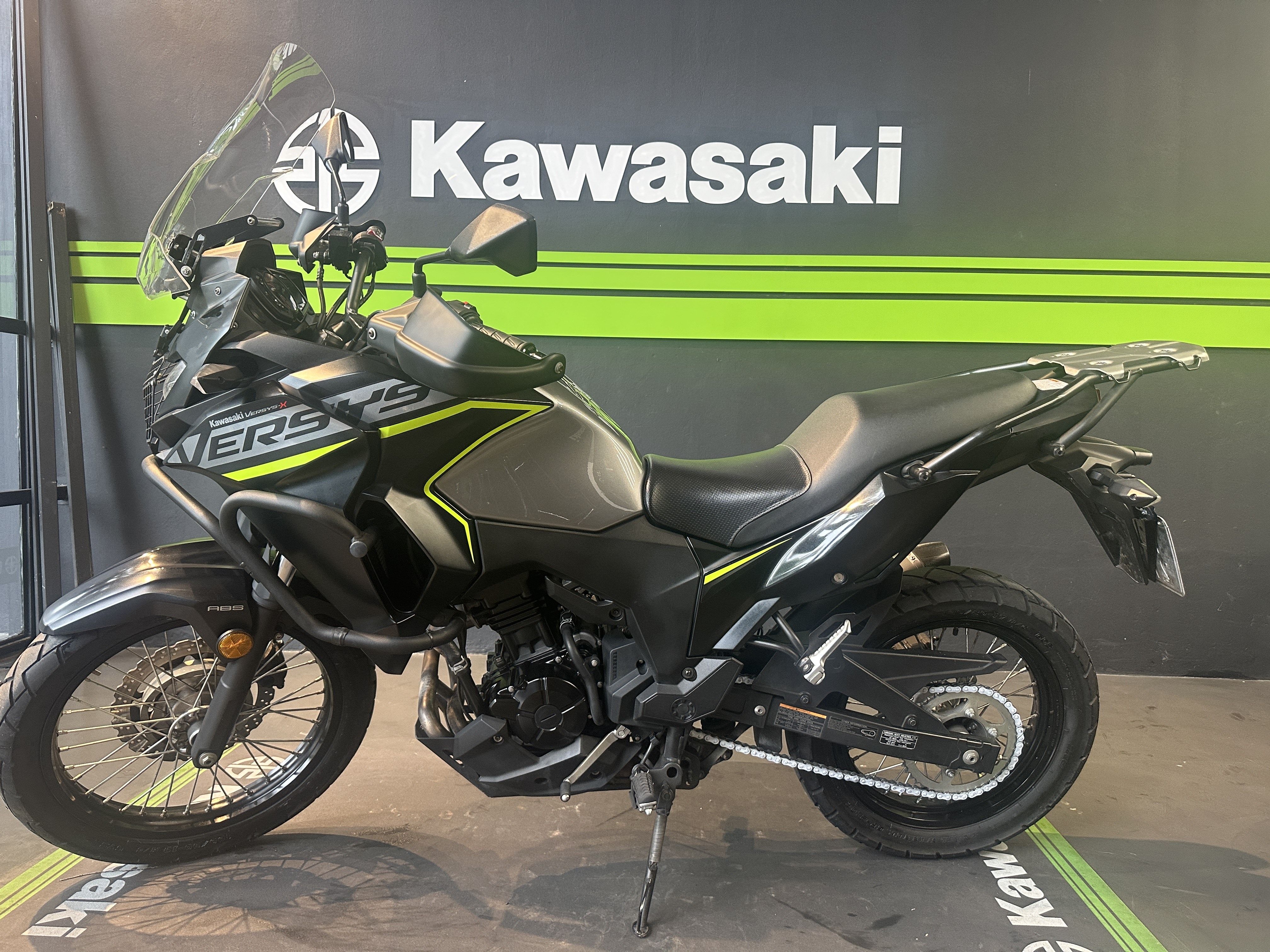 Versys X 300 usado 2020 con 8523km 1M (1) [M3559]
