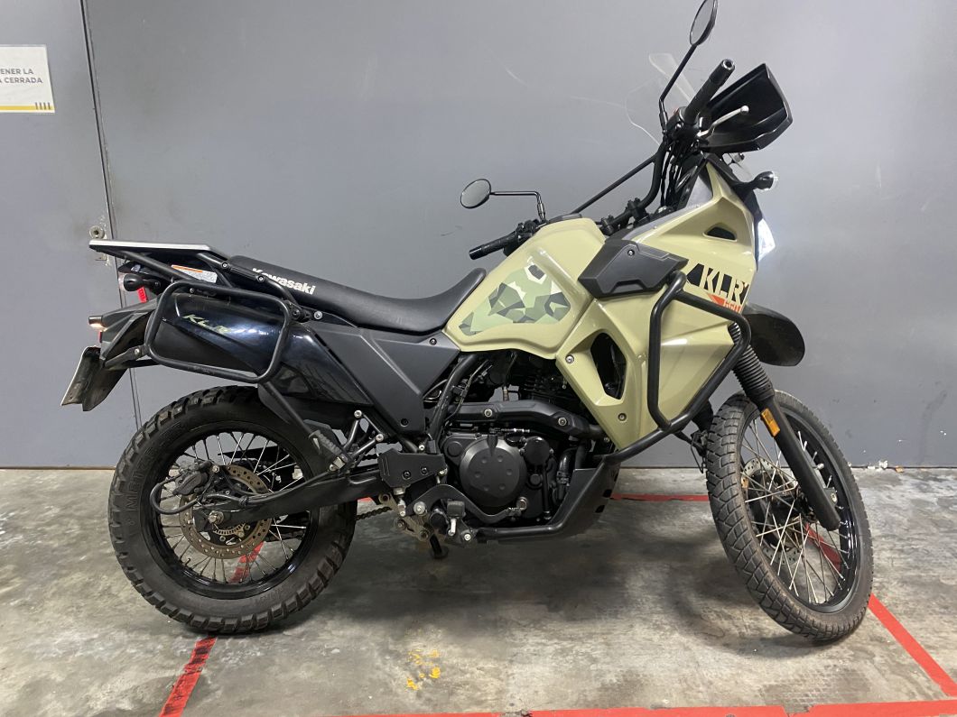 Klr 650 usado 2022 con 16100 km 1M (1) [M3947]