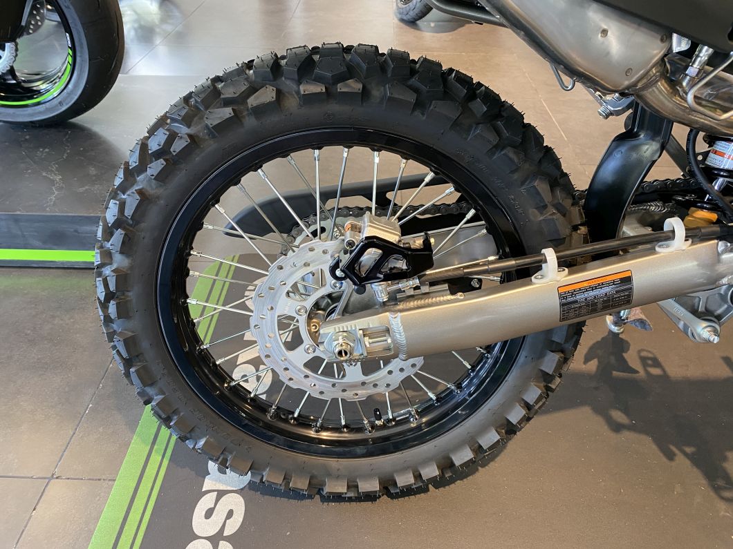 kawasaki_klx_300_2025_salon_id3318_1.JPG