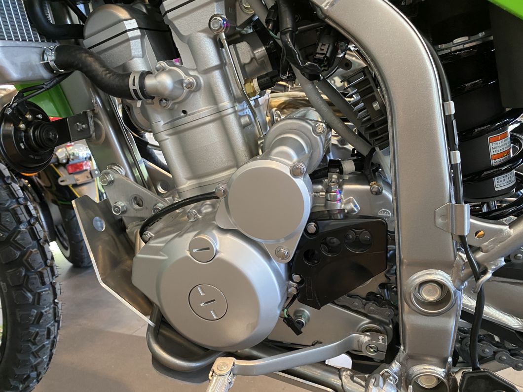 kawasaki_klx_300_2025_salon_id3318_13.JPG